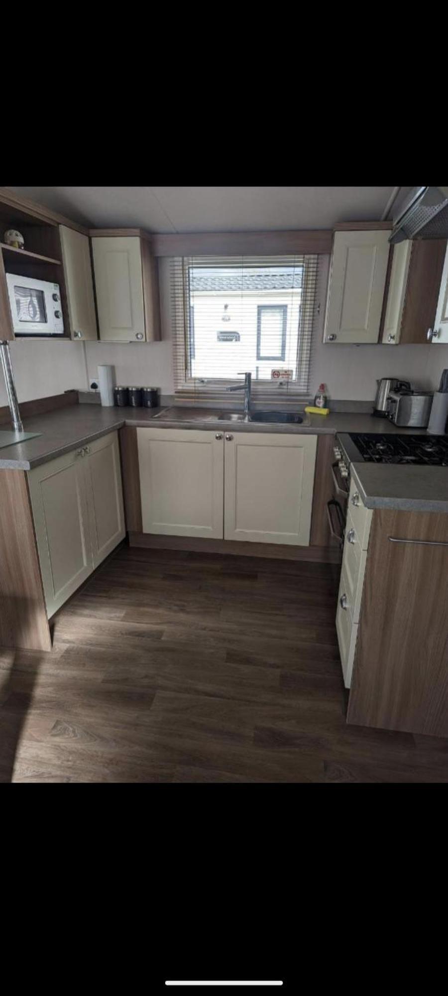 Swift Holidays At Combe Haven Holiday Park Hastings Habitación foto
